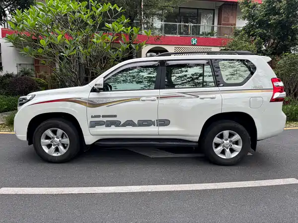 Toyota Prado 2016