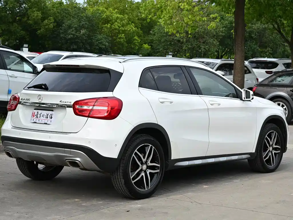 Mercedes-Benz GLA 2015 — фото 4