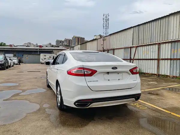 Ford Mondeo 2014