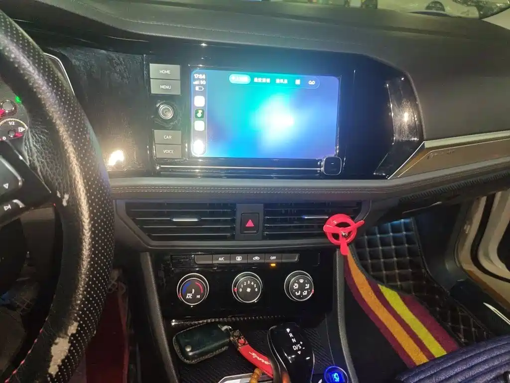 Volkswagen Sagitar 2019