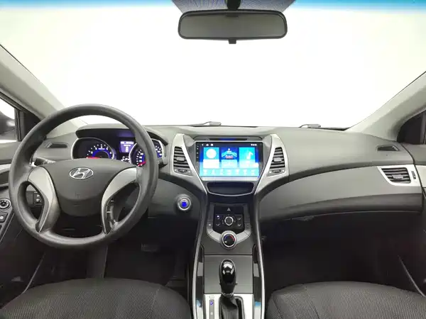Hyundai Elantra Langdong 2014