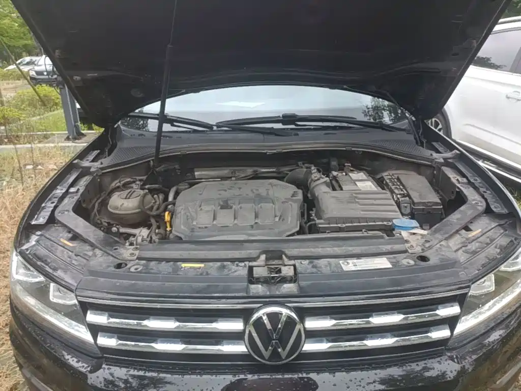 Volkswagen Tiguan L 2021 — фото 20