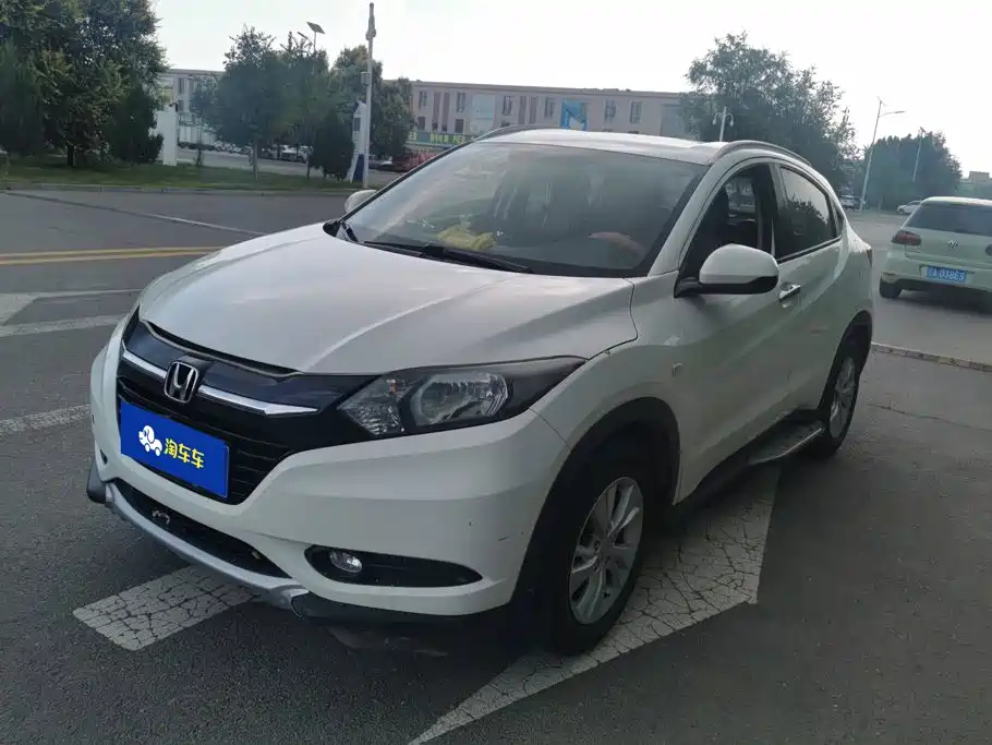Honda Vezel 2016
