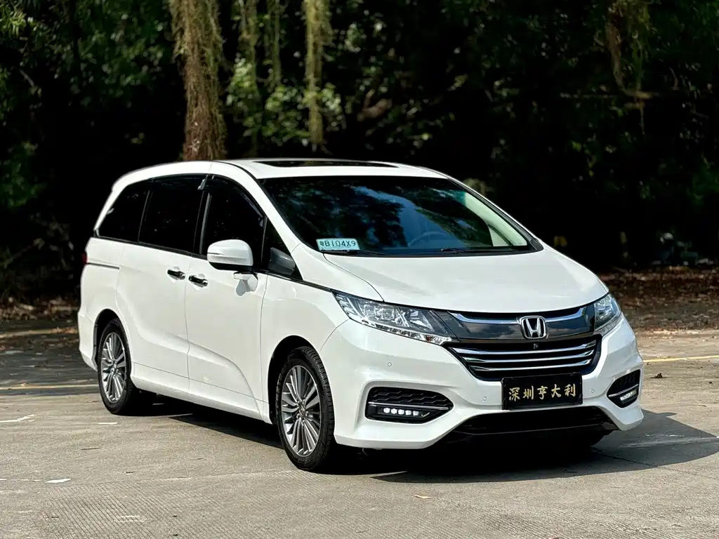 Honda Odyssey 2019 — фото 3