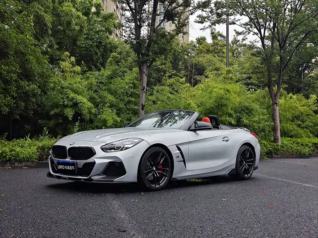 BMW Z4 2022 — фото 1
