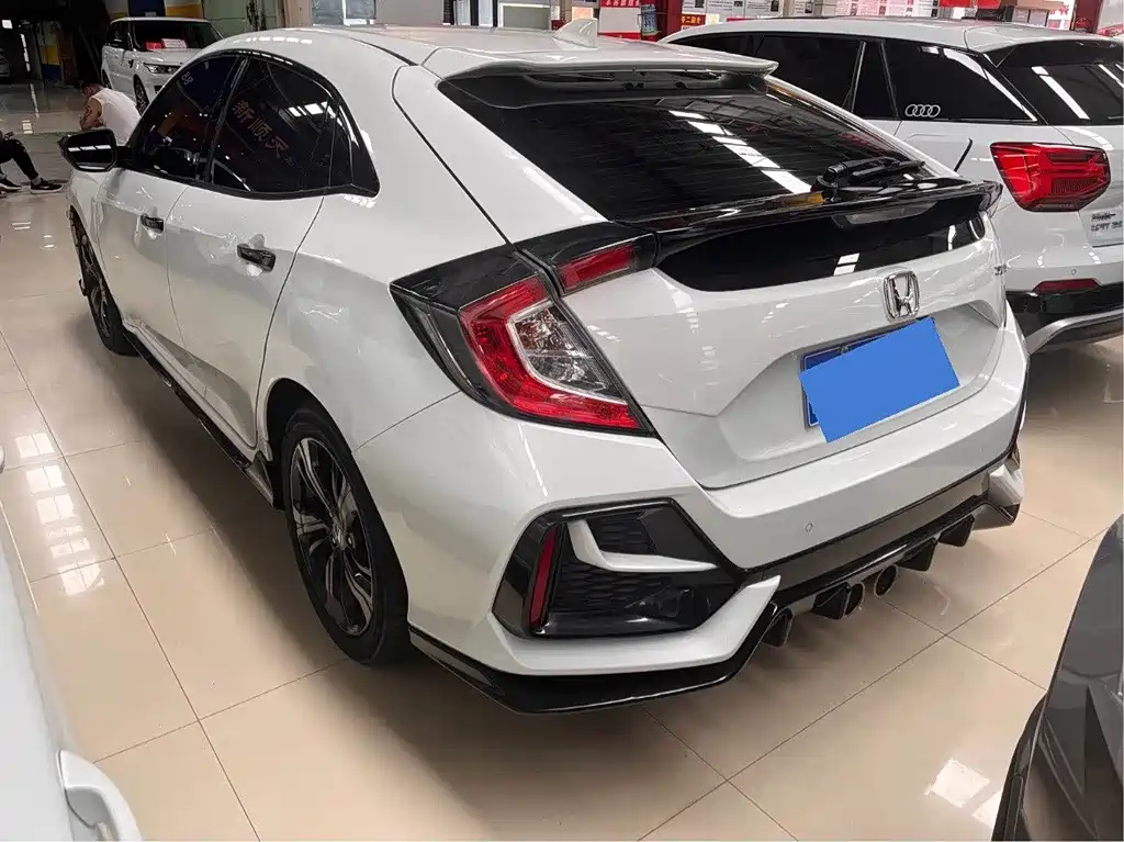 Honda Civic 2021 — фото 12
