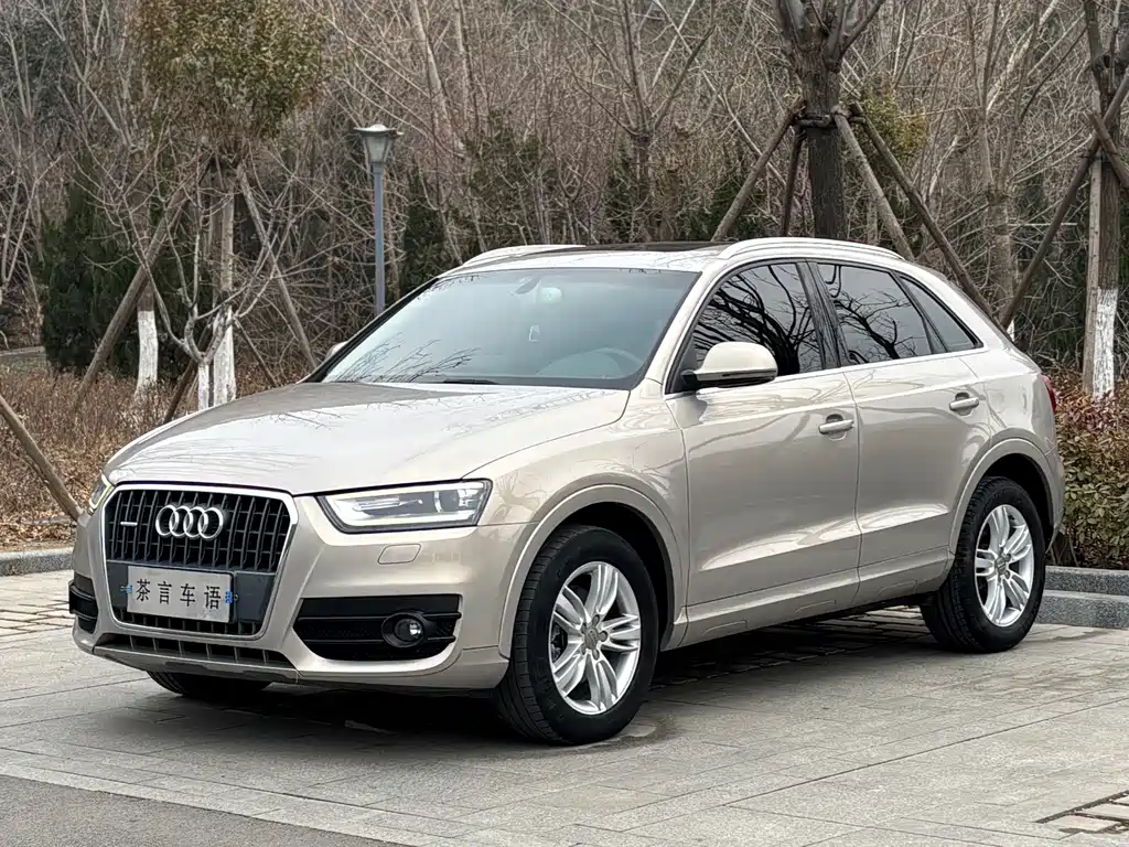 Audi Q3 2016 — фото 1