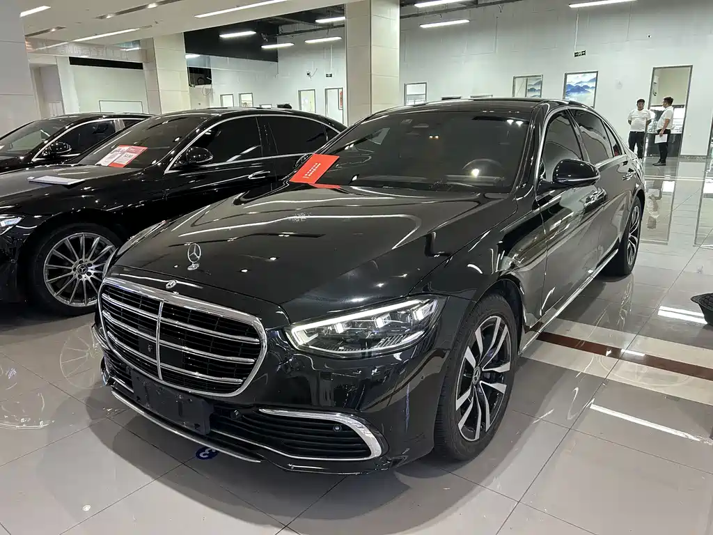 Mercedes-Benz S-Class 2024 — фото 1