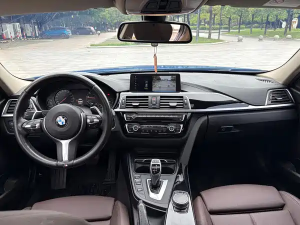BMW 3 Series 2018