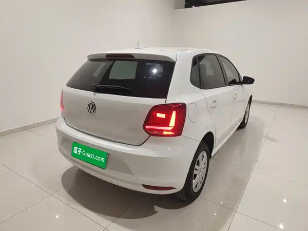 Volkswagen Polo 2016