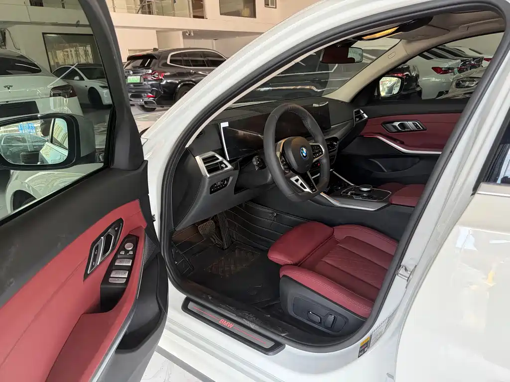 BMW i3 2025