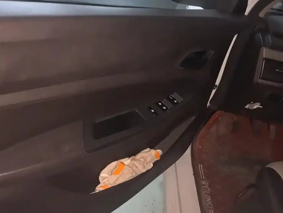 Wuling Hongguang 2019