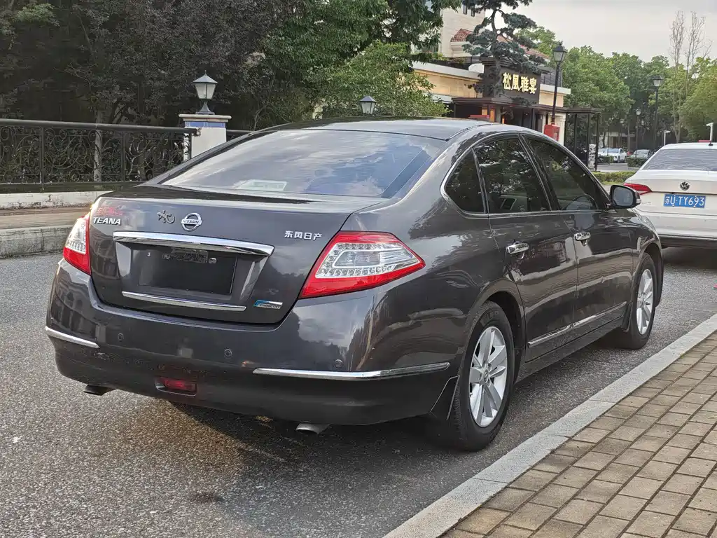 Nissan Teana 2012