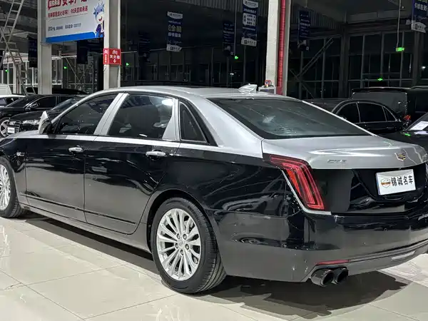 Cadillac CT6 2017