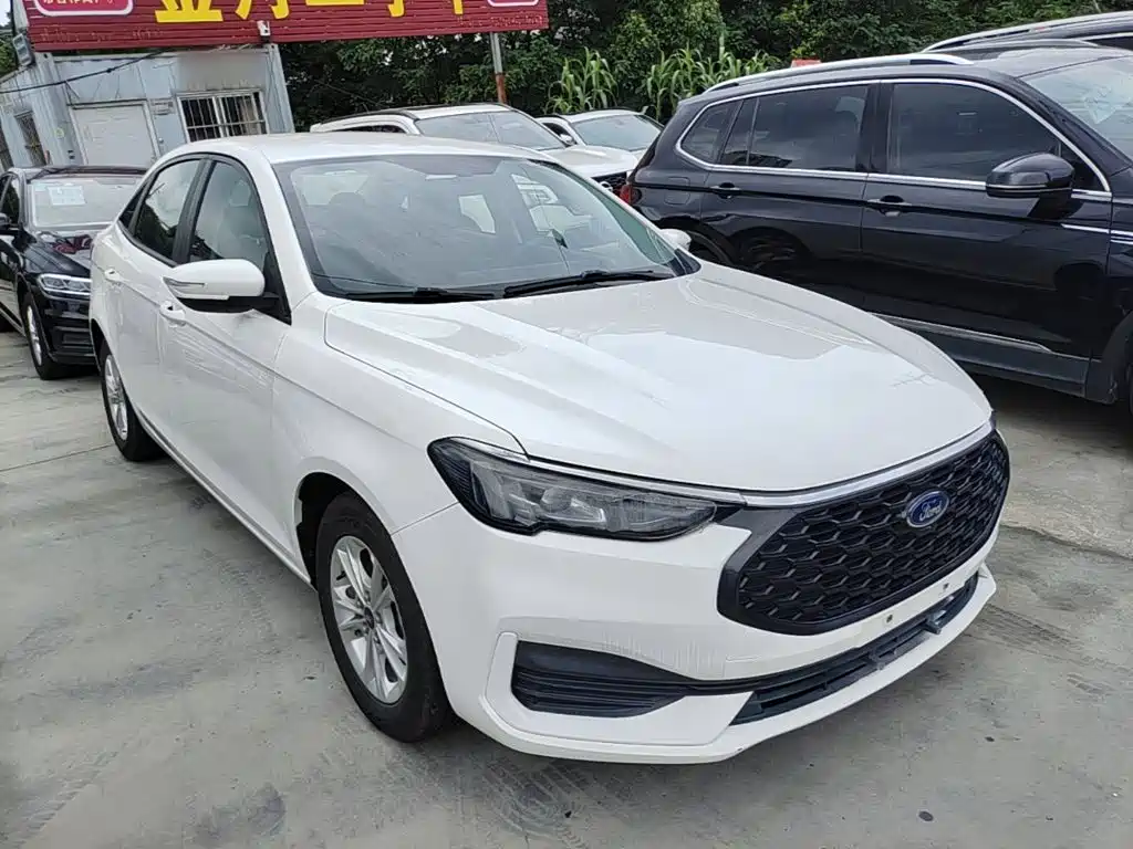 Ford Escort 2021