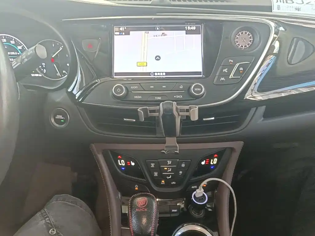 Buick Envision Plus 2018 — фото 13