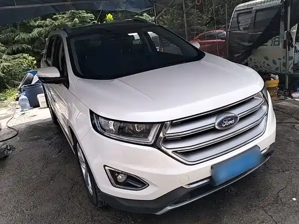 Ford Edge 2015