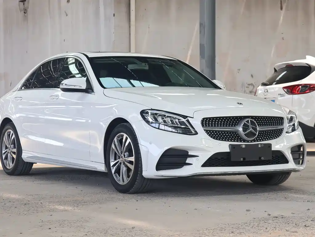 Mercedes-Benz C-Class 2020