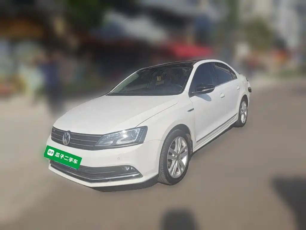 Volkswagen Sagitar 2019