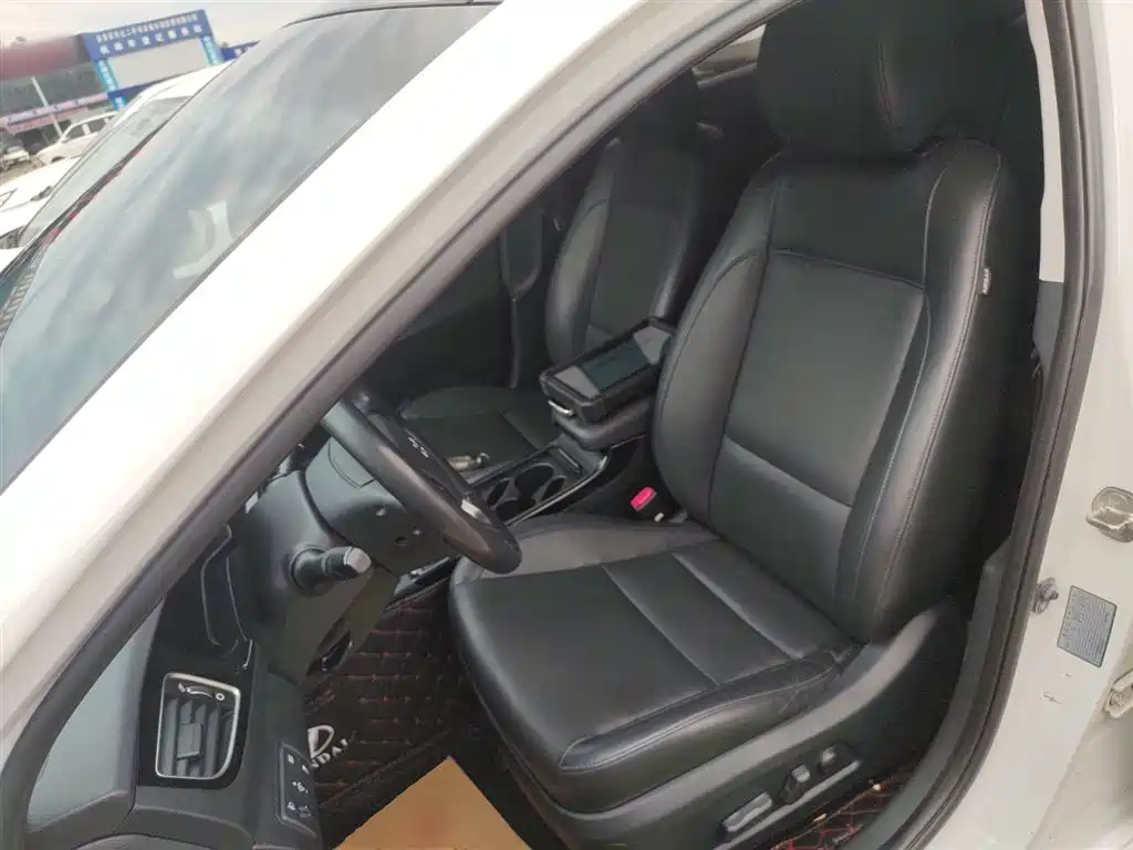 Hyundai Mistra 2015 — фото 15