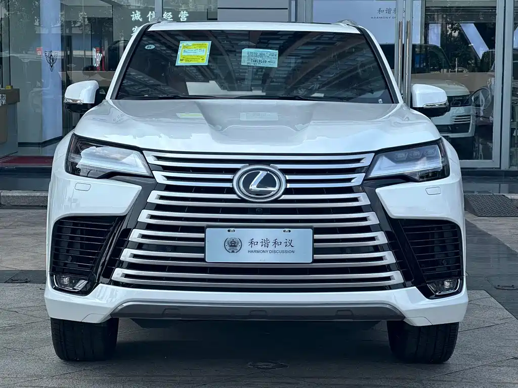 Lexus LX 2025 — фото 2