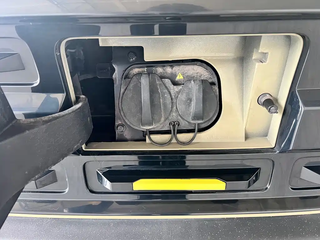 Geely Galaxy Panda 2023 — фото 19