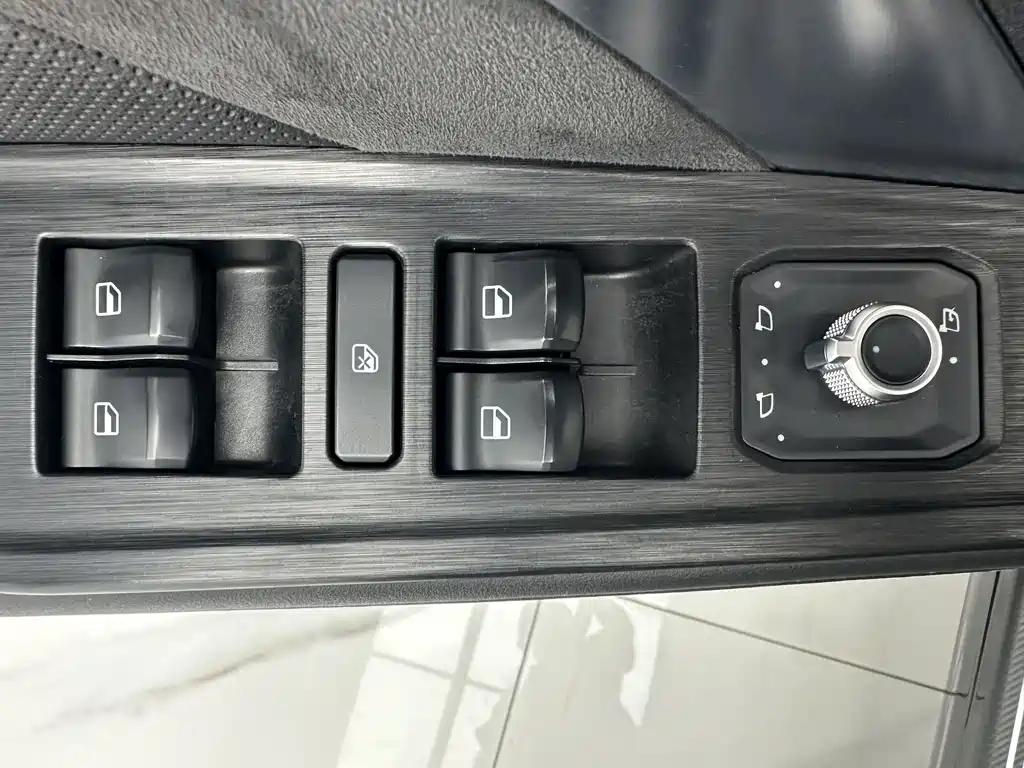 Haval H6 2023 — фото 12