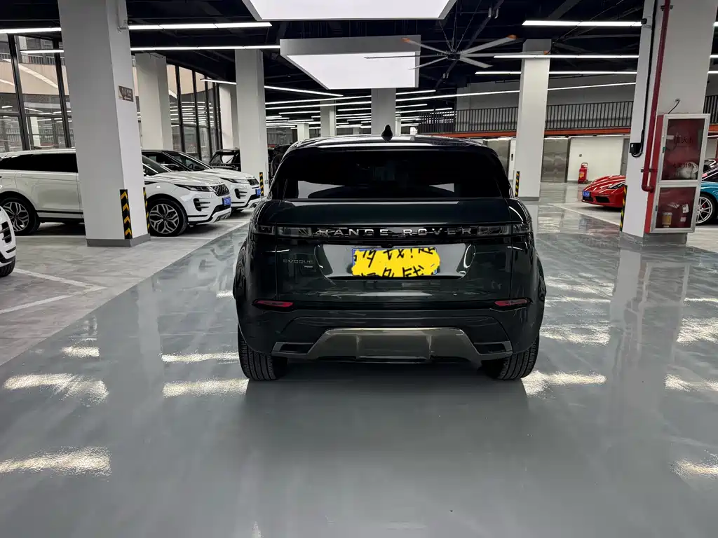 Land Rover Range Rover Evoque 2022 — фото 13