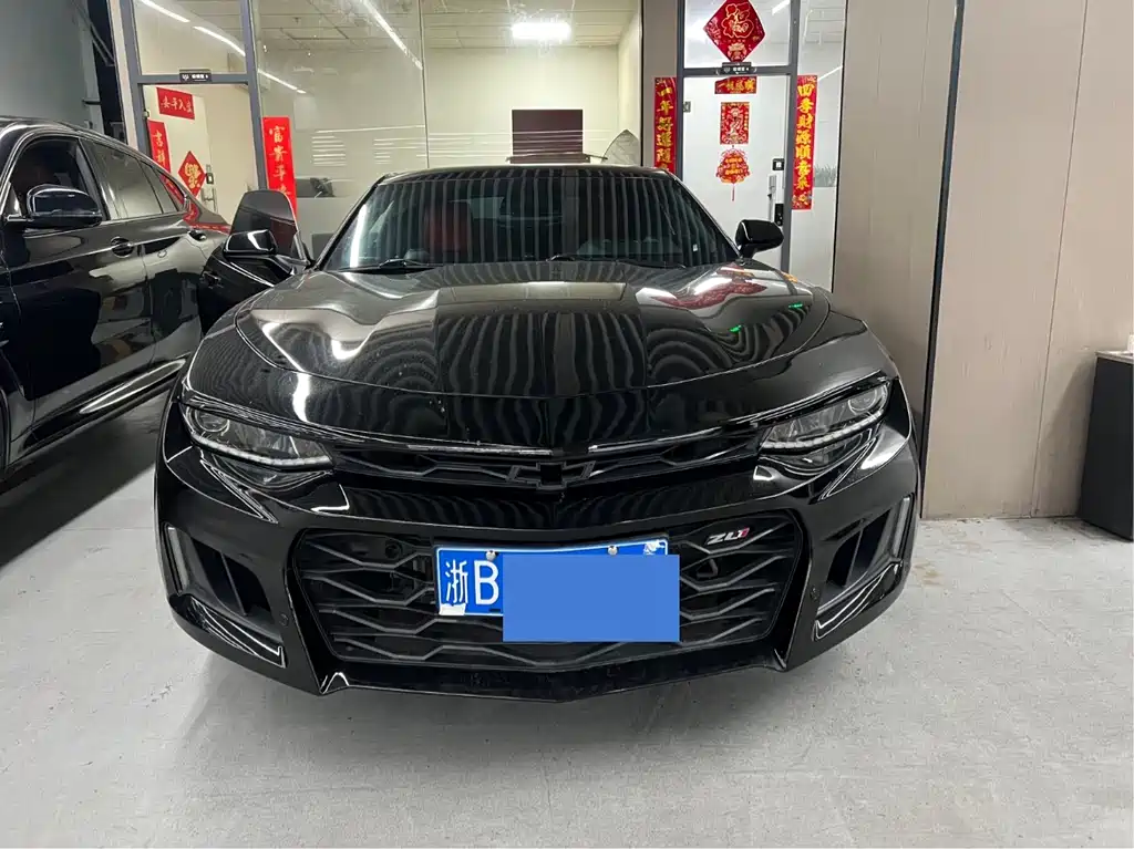 Chevrolet Camaro 2018 — фото 2