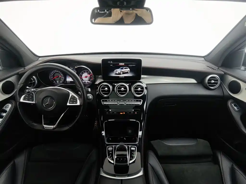 Mercedes-Benz GLC AMG 2018 — фото 5