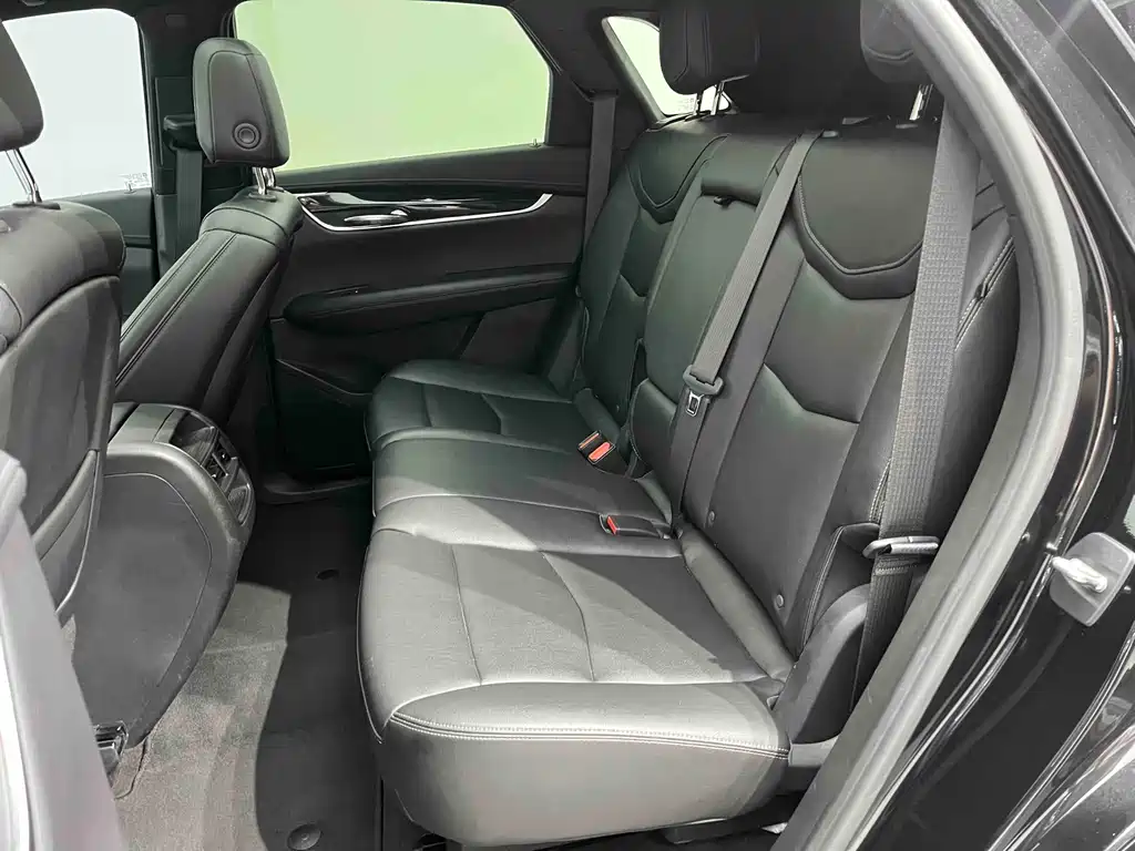 Cadillac XT5 2021 — фото 11