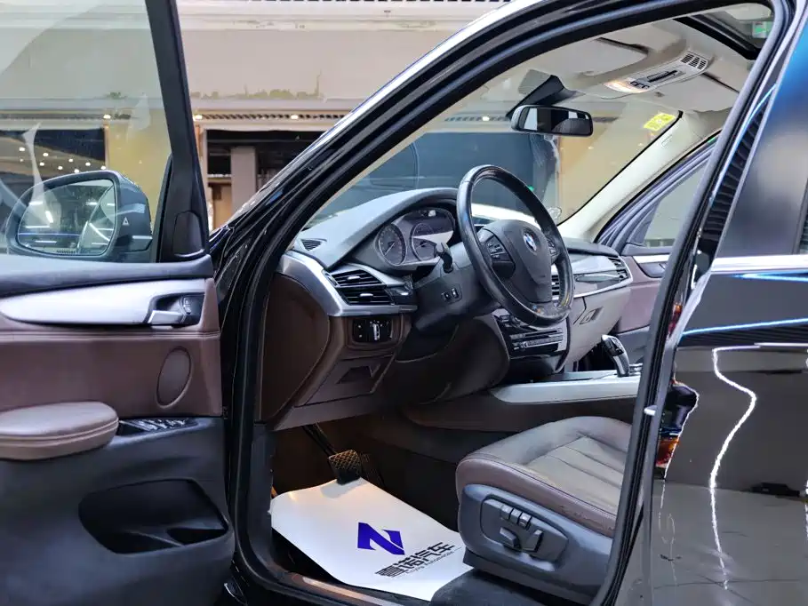 BMW X5 2015 — фото 14