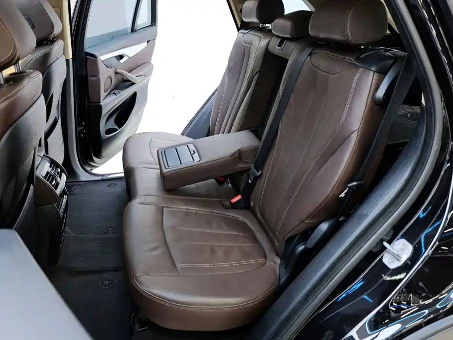 BMW X5 2015 — фото 27