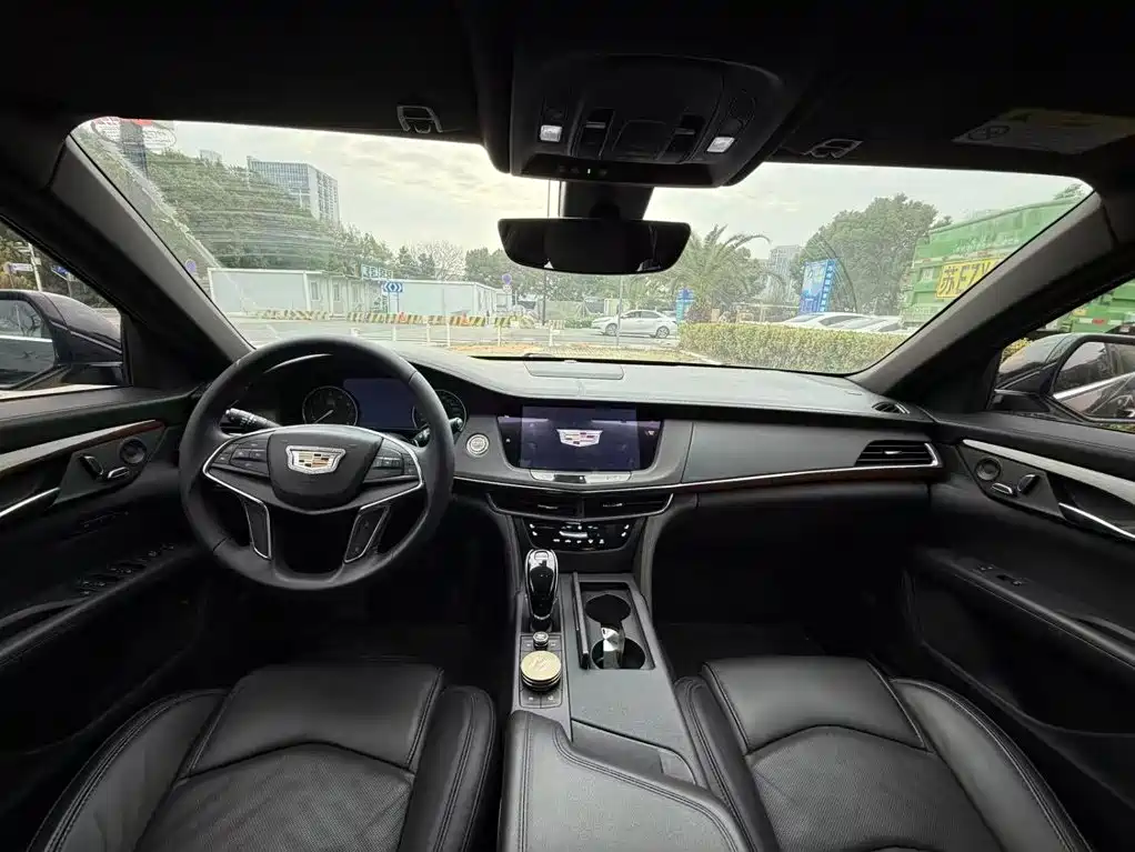 Cadillac CT6 2020 — фото 11
