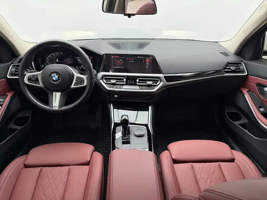 BMW 3 Series 2022 — фото 15