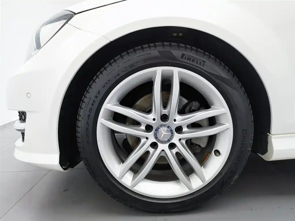 Mercedes-Benz C-Class 2014 — фото 17