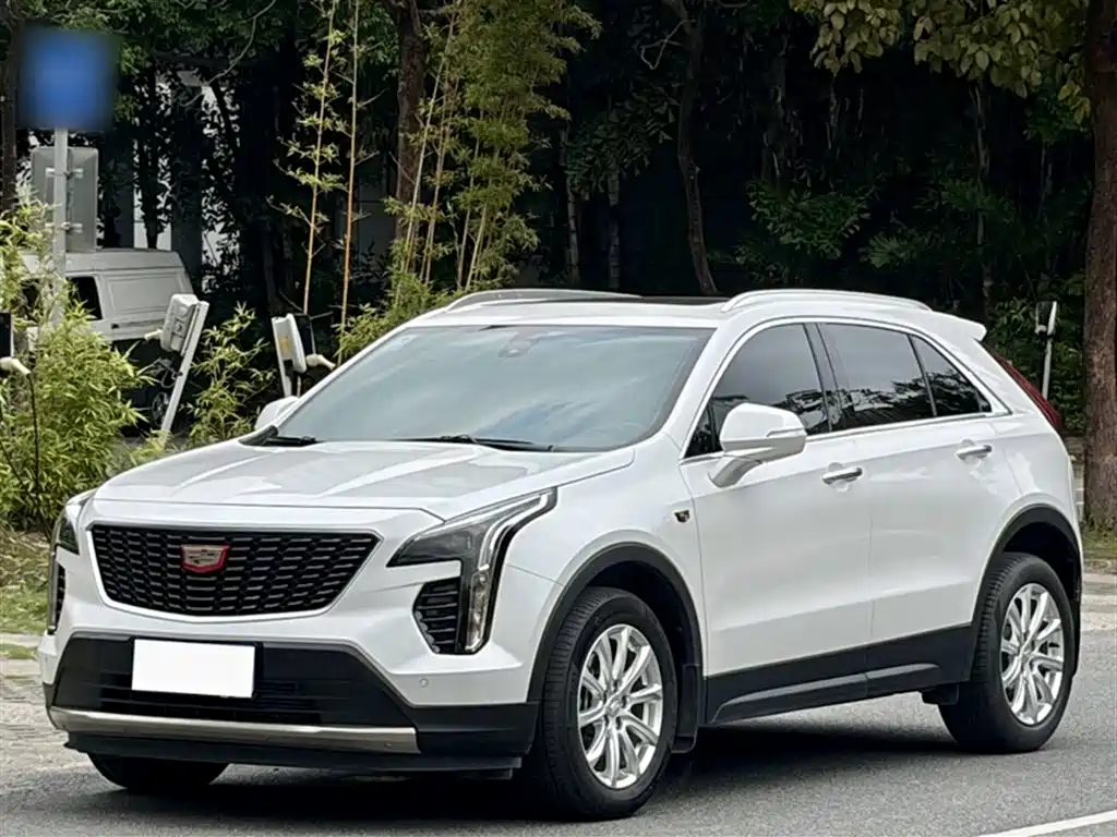 Cadillac XT4 2019 — фото 2