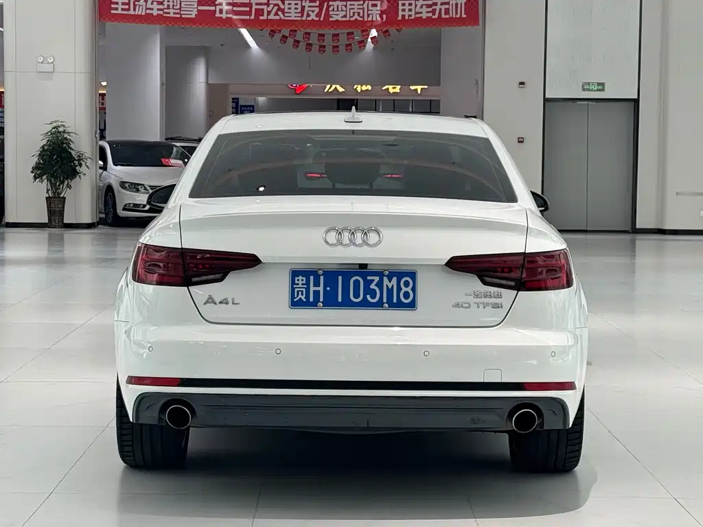 Audi A4L 2018 — фото 4