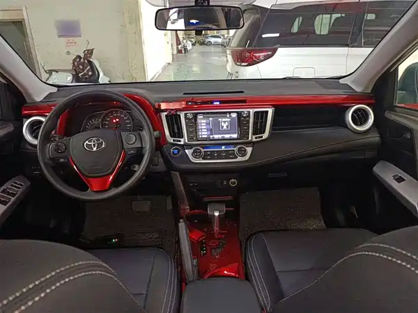 Toyota RAV4 2016