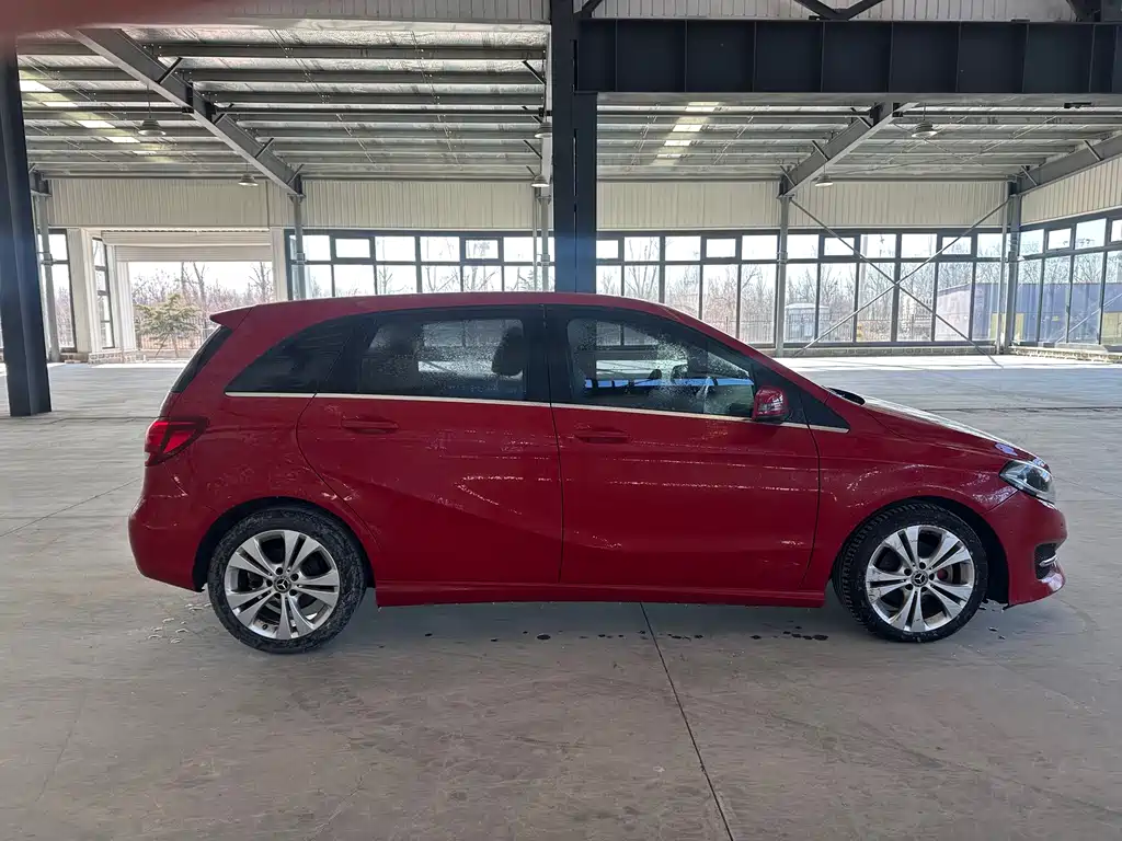 Mercedes-Benz B-Class 2019