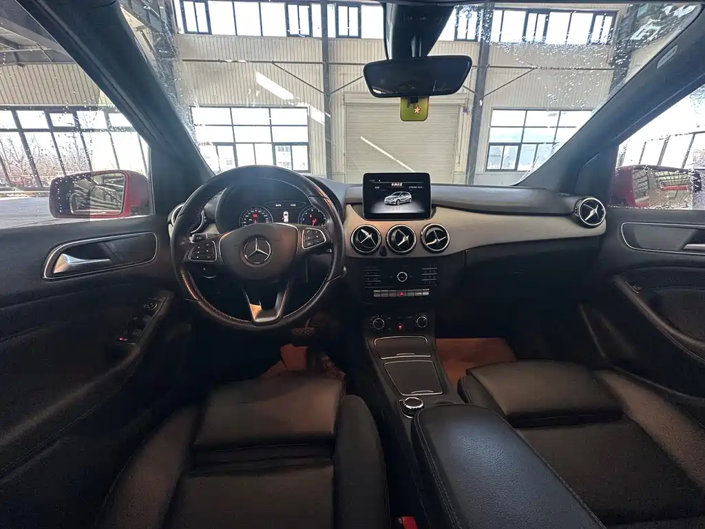 Mercedes-Benz B-Class 2019 — фото 11