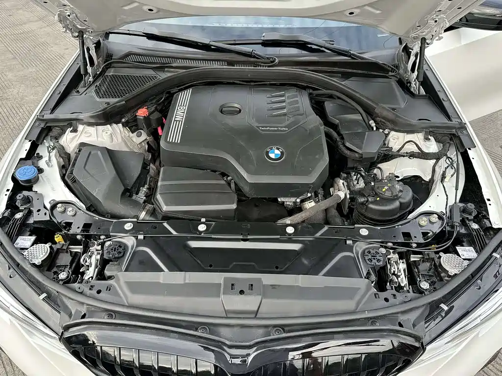 BMW 3 Series 2020 — фото 15
