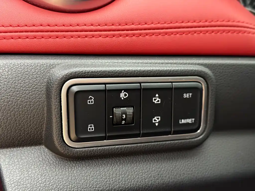 Haval H1 2015 — фото 15