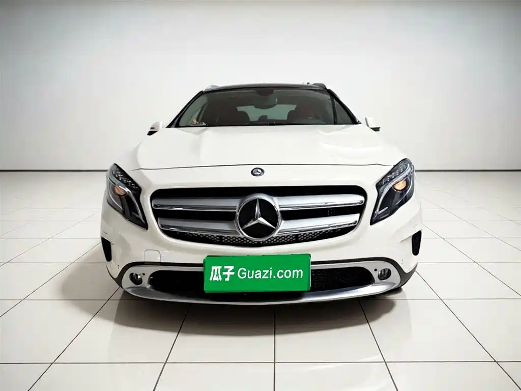 Mercedes-Benz GLA 2015
