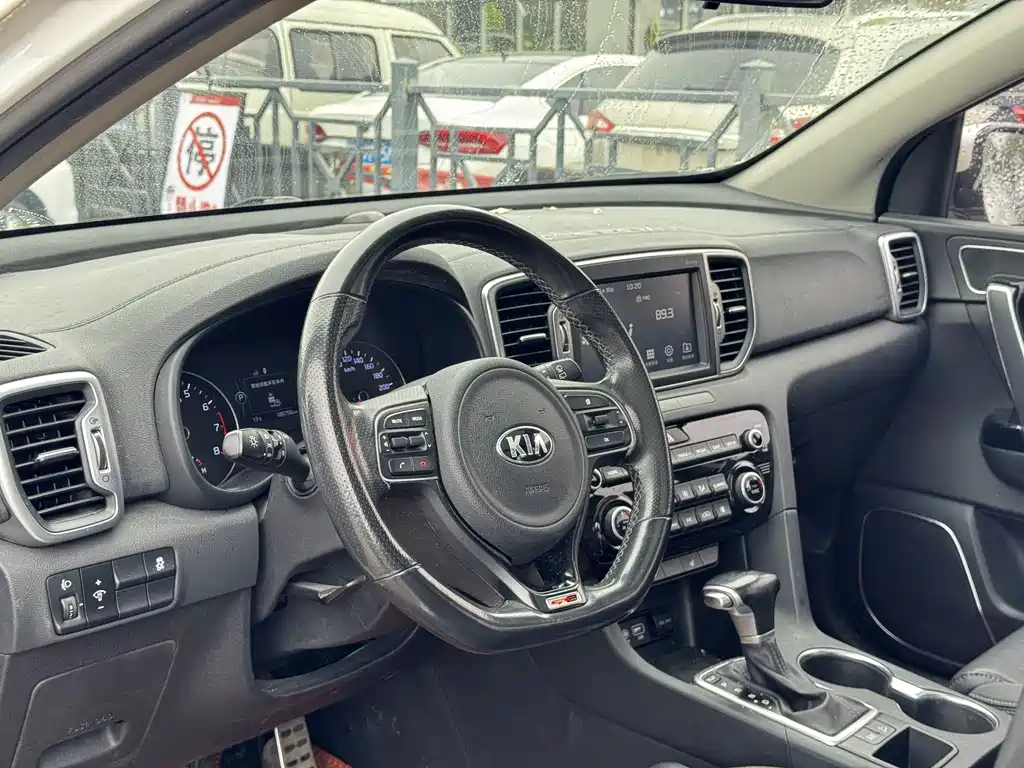 Kia KX5 2018 — фото 10