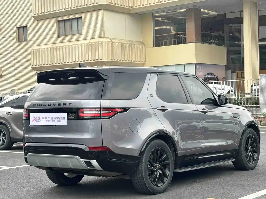 Land Rover Discovery 2021 — фото 6