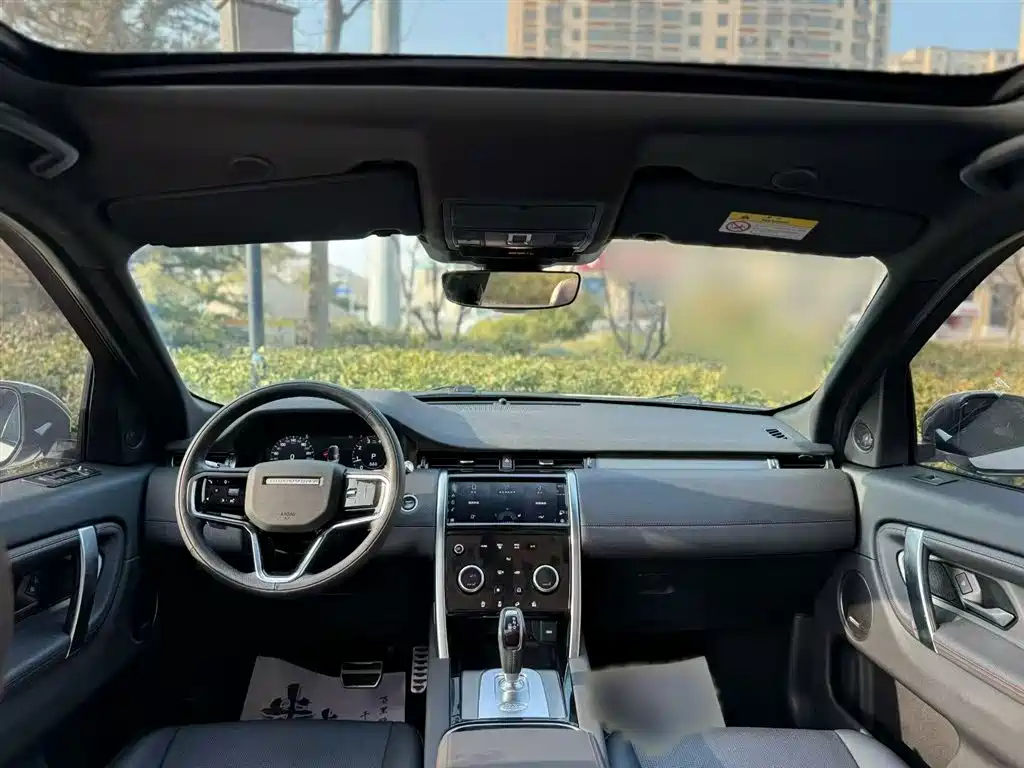 Land Rover Discovery Sport 2022 — фото 11