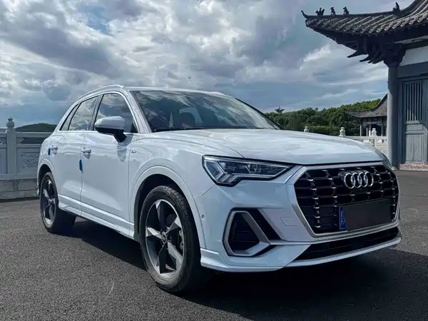 Audi Q3 2022