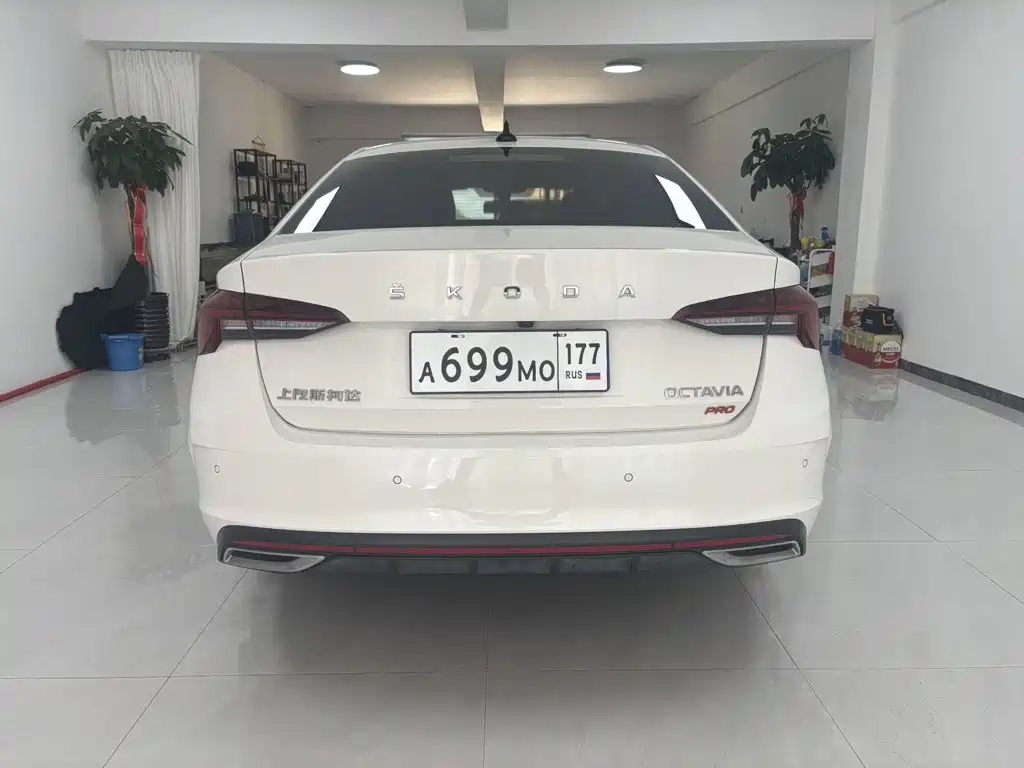 Skoda Octavia 2022 — фото 18