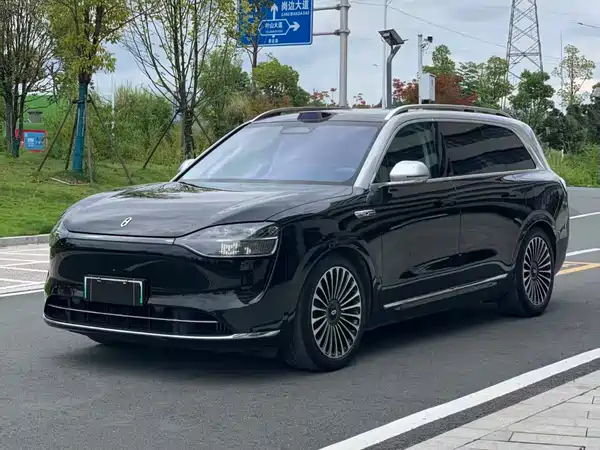 AITO M9 2025